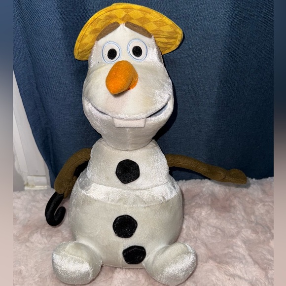 Disney Frozen Olaf Plush Toy - White and Orange (makes noise) - Picture 2 of 8